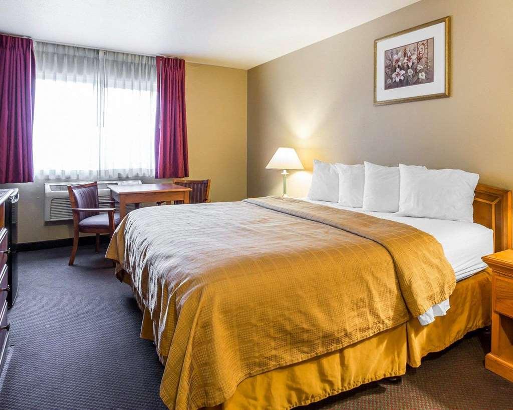 Quality Inn Tracy I-205 Bilik gambar